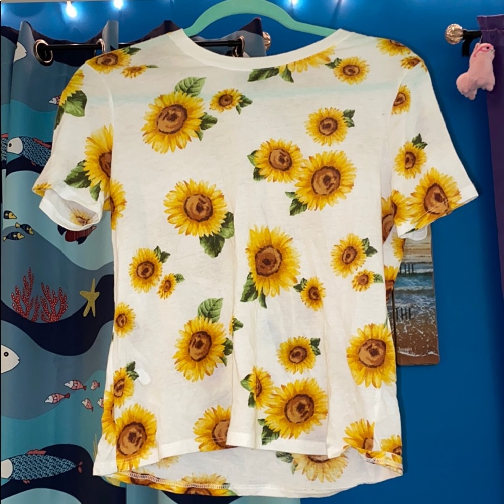 Forever 21 sunflower shirt